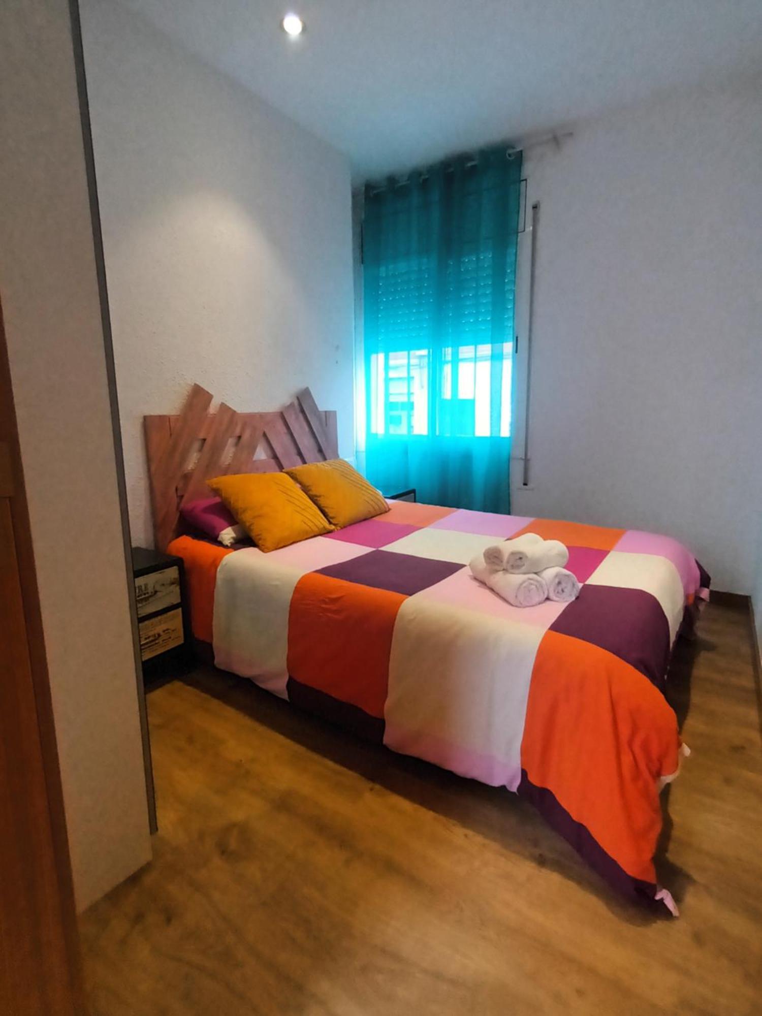 Apartamento Paris L'Hospitalet de Llobregat Eksteriør billede