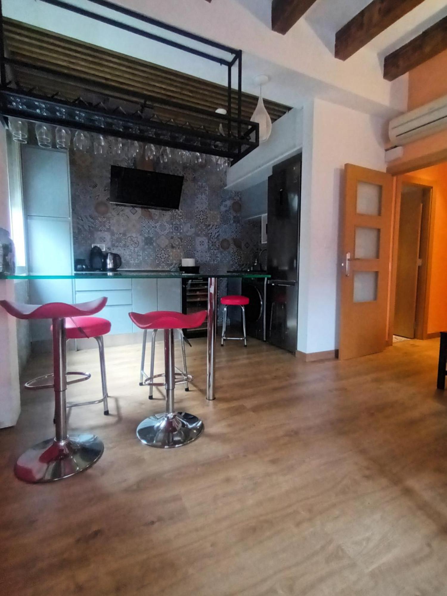 Apartamento Paris L'Hospitalet de Llobregat Eksteriør billede